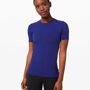 Lululemon LA Tight Short Sleeve Tee size：6  Larkspur 